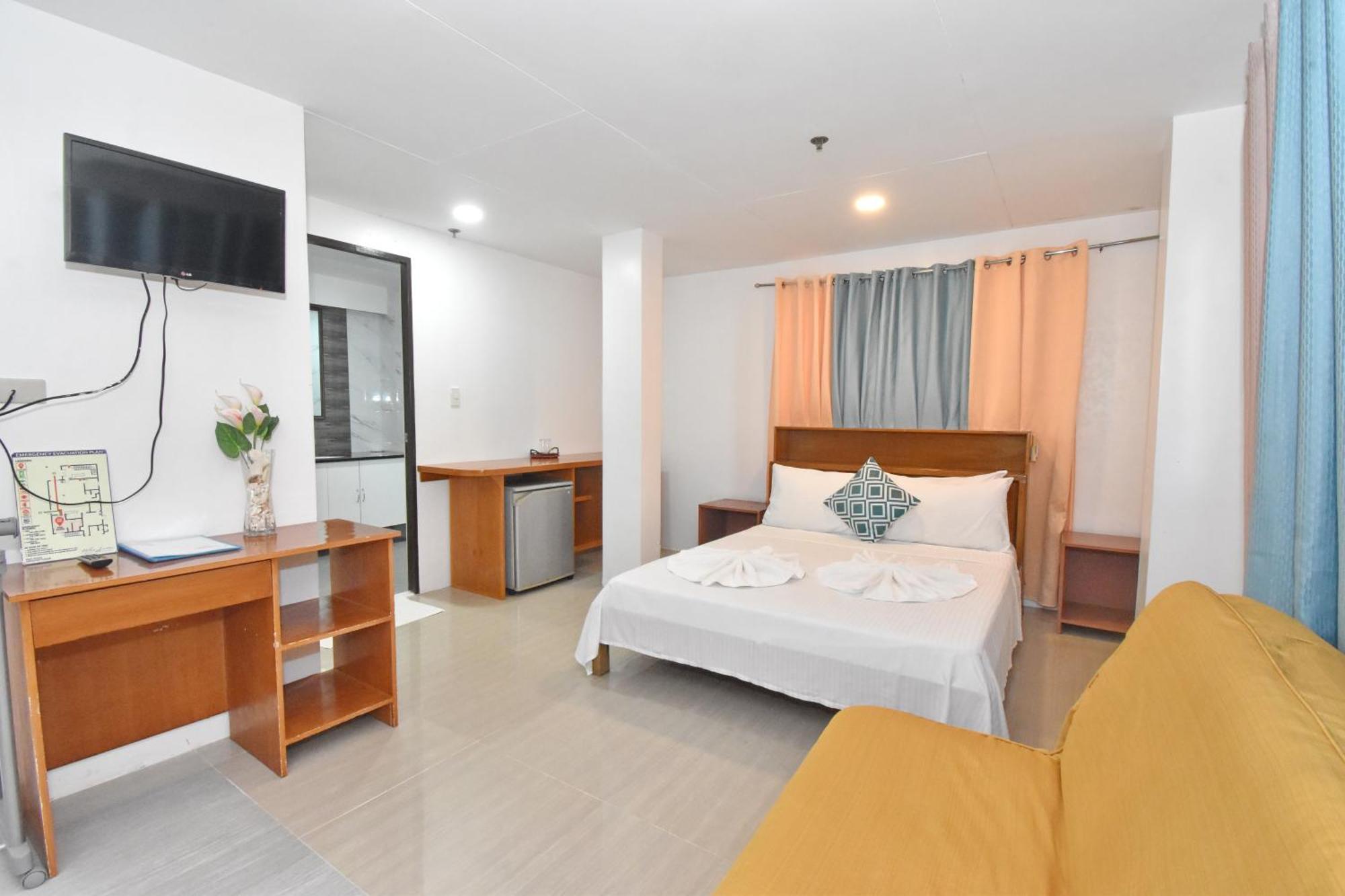 Blue Lotus 3* Balabag (Boracay)