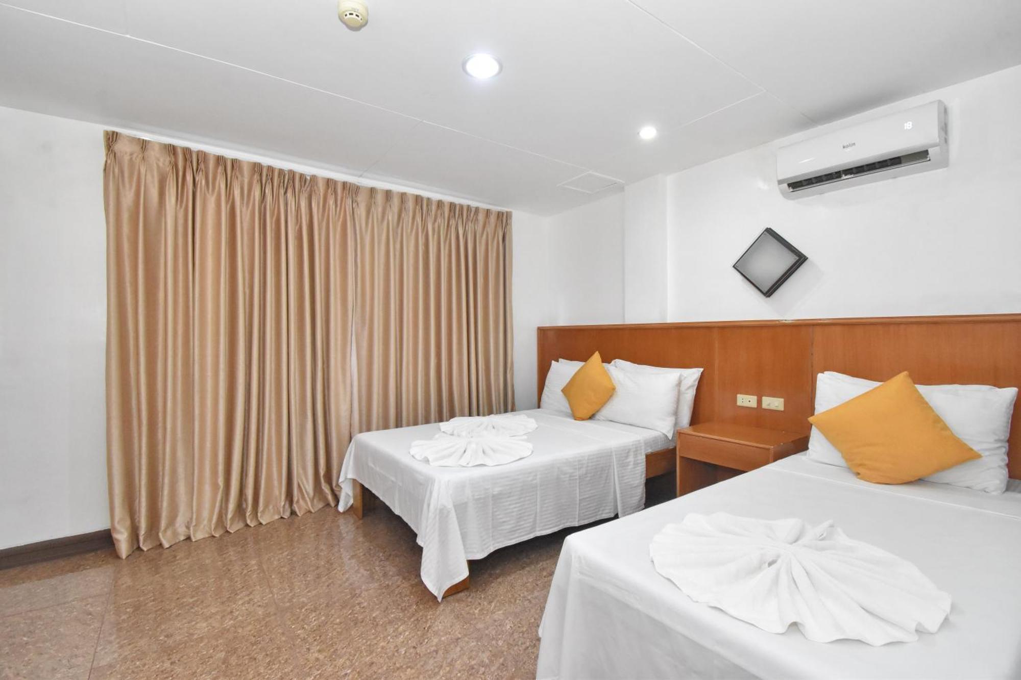 Blue Lotus Hotel 3*