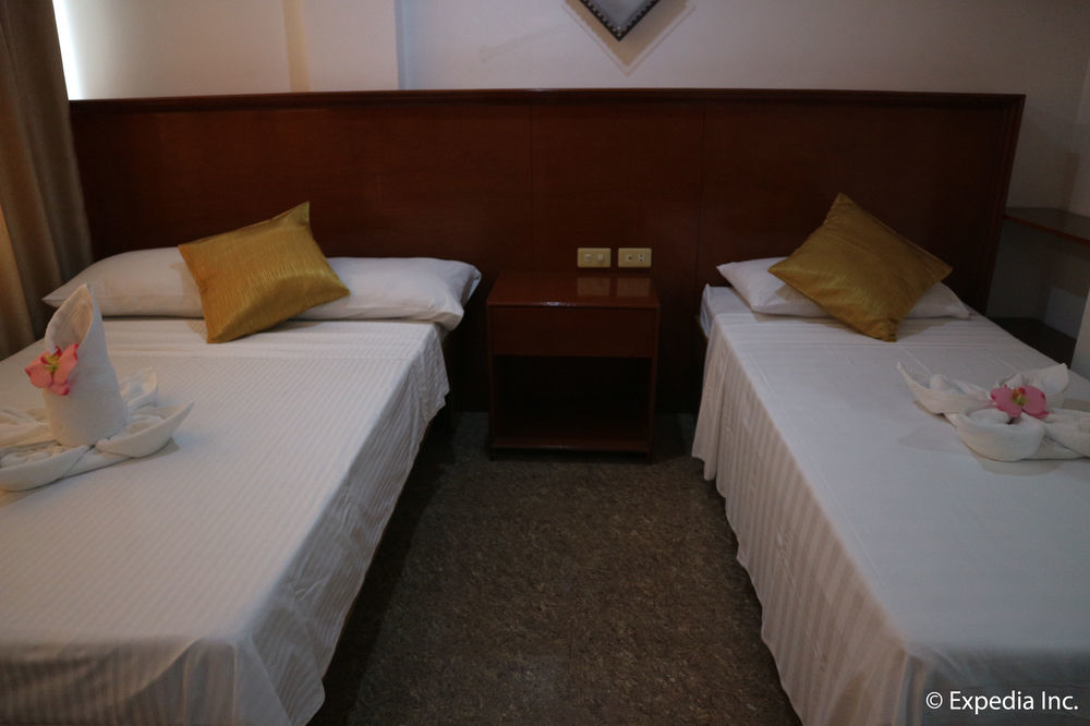 Blue Lotus 3* Balabag (Boracay)