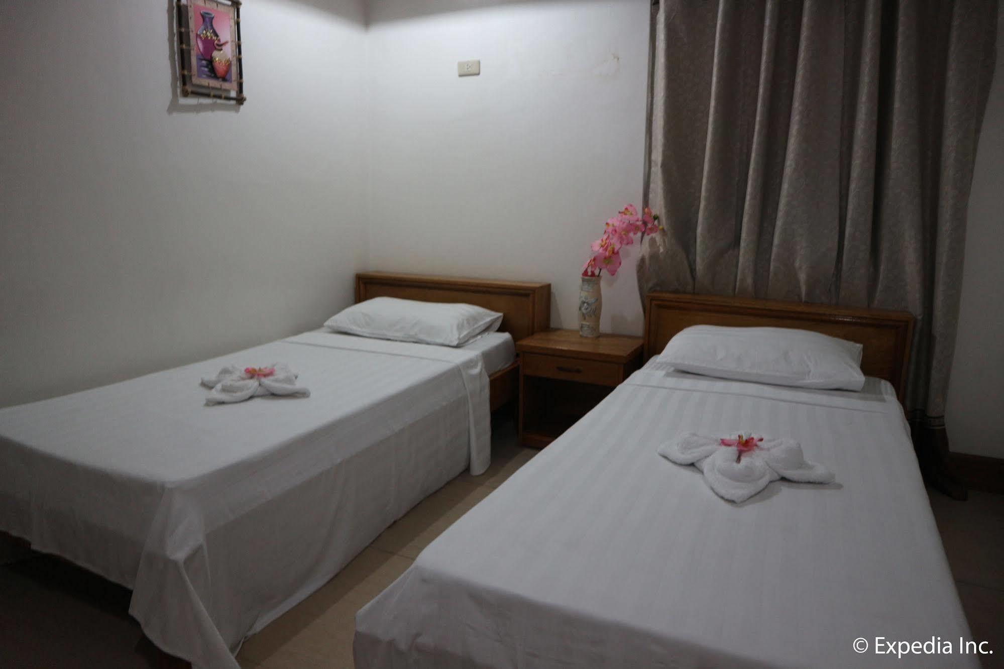 Blue Lotus 3* Balabag (Boracay)